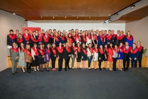 Alumnos de EALDE Business School durante el acto de clausura del curso académico 2017/2018.