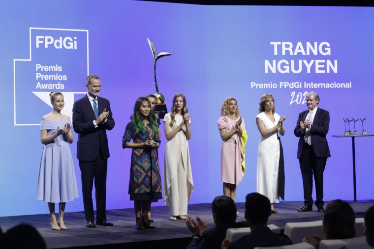 Trang Nguyen recibe el Premio Internacional FPdGi 2022 Trang Nguyen recibe el Premio Internacional FPdGi 2022